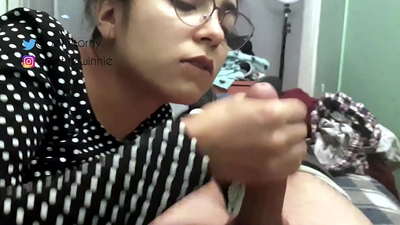 Afọwọṣe pẹlu ipari ni ọwọ - ọpọlọpọ wara